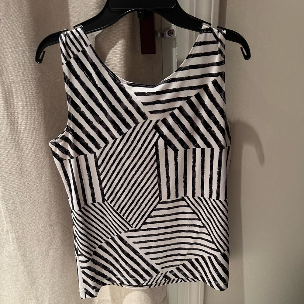 Chico's Geometric Black and White Tank Top